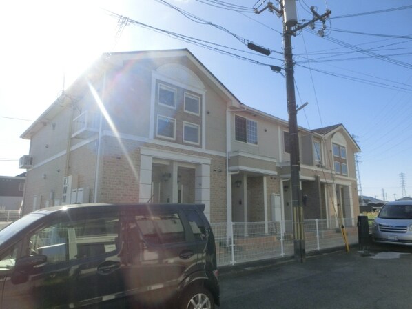 メゾン・カルム・Mの物件外観写真